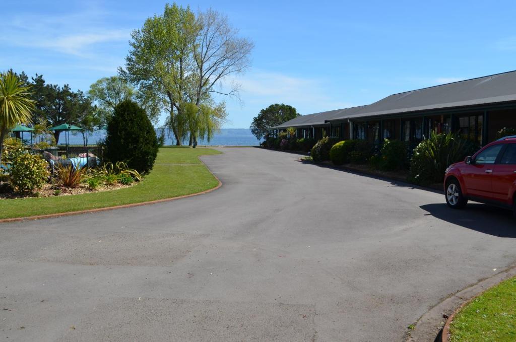 Cedarwood Lakeside Motel & Conference Venue Rotorua Kültér fotó